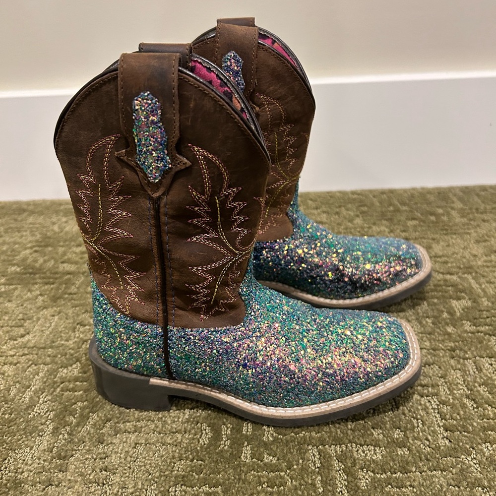 Girls Cowboy Boots - Picture 4 of 6